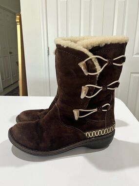 UGG Australia Women’s Kona Toggle Suede Winter Boots Brown Size 8